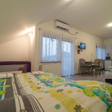 Studio Apartments Ante Rakovica Extérieur photo