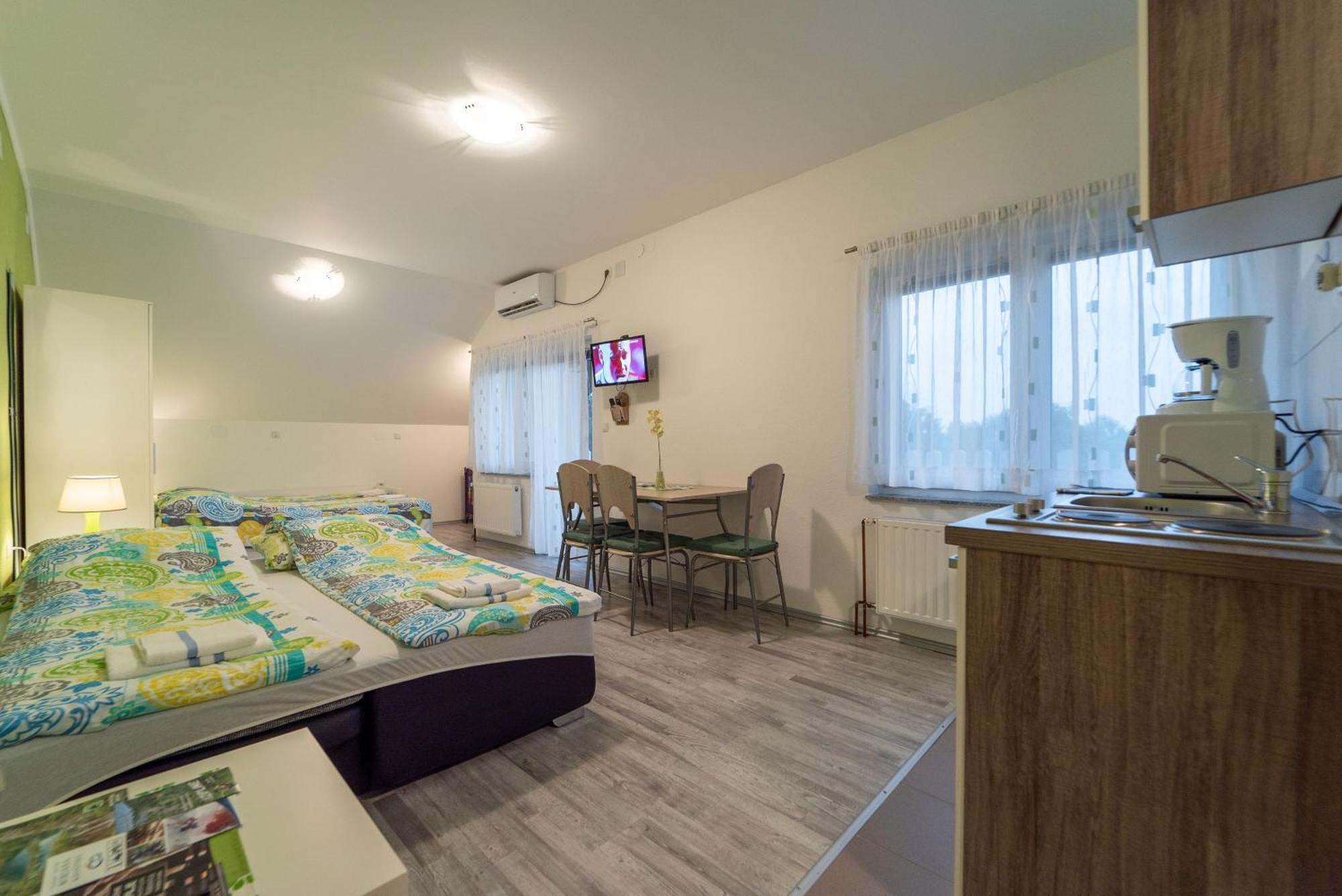 Studio Apartments Ante Rakovica Extérieur photo