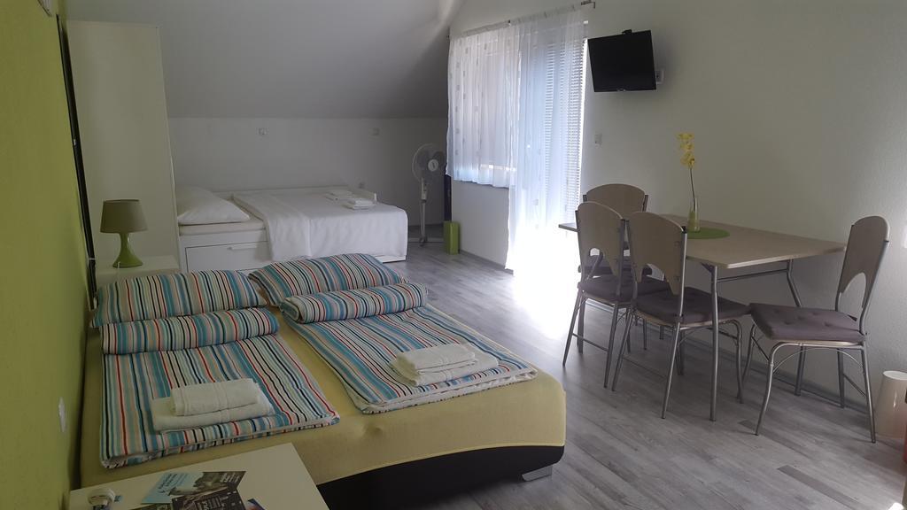 Studio Apartments Ante Rakovica Extérieur photo