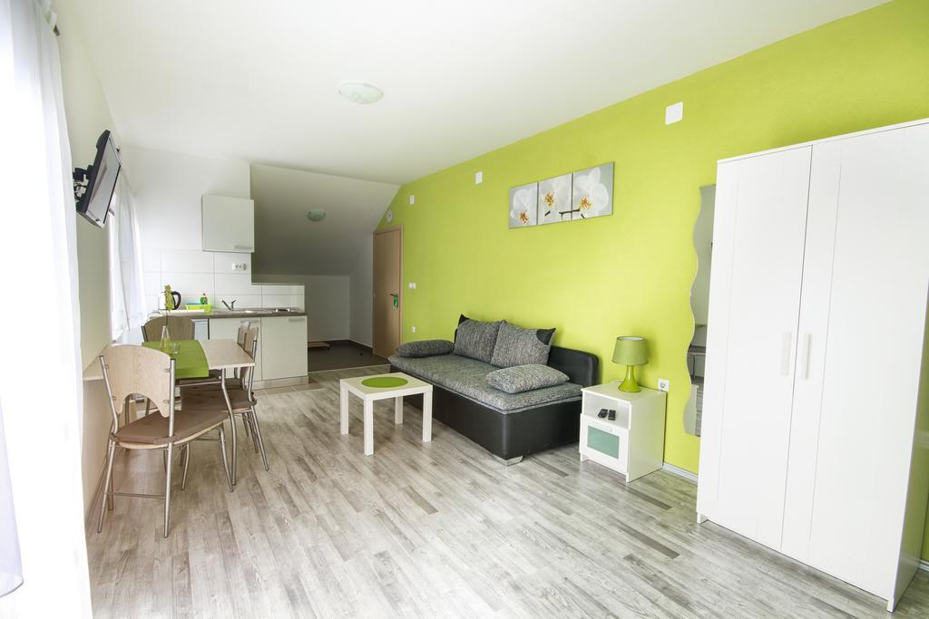 Studio Apartments Ante Rakovica Extérieur photo